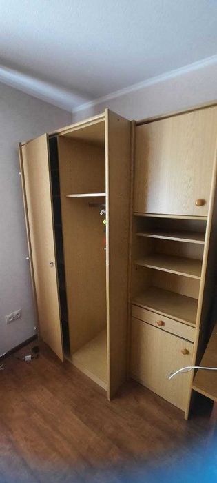 Меблевий гарнітур