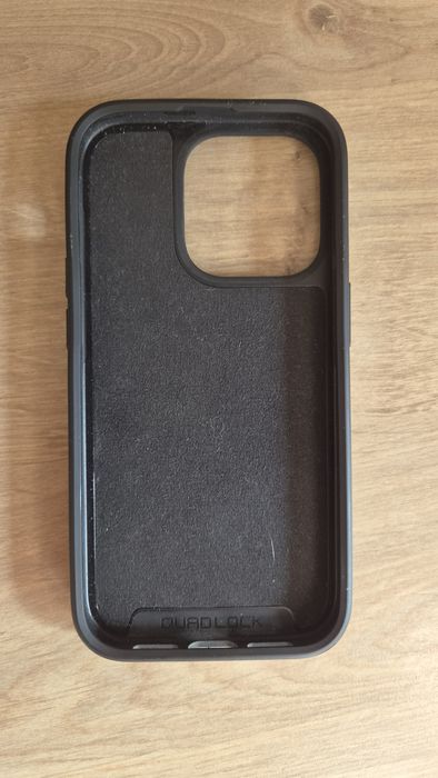Etui quadlock iPhone 14pro