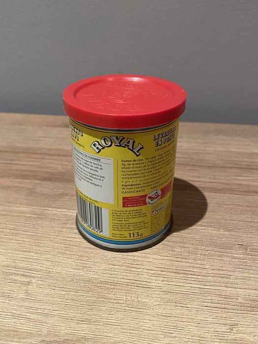 Lata pequena vintage, de Royal Powder