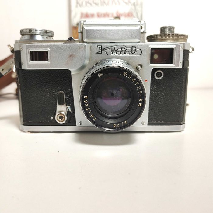 Radziecki dalmierzowy aparat fotograficzny KIEV 4 lens Jupiter 8M