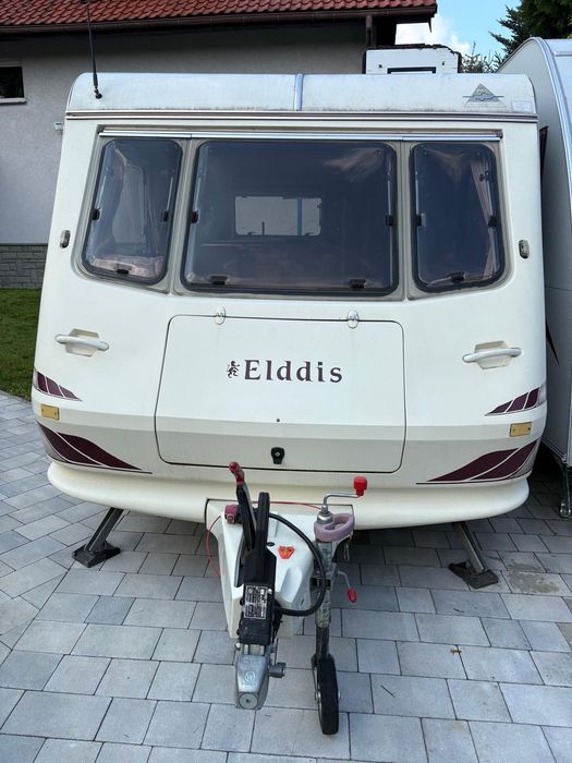 Przyczepa campingowa Elddis z moverem, przedsionkiem