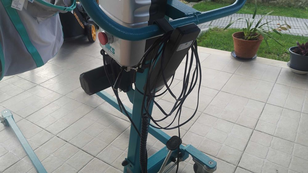 Elevador de transferência hidráulico