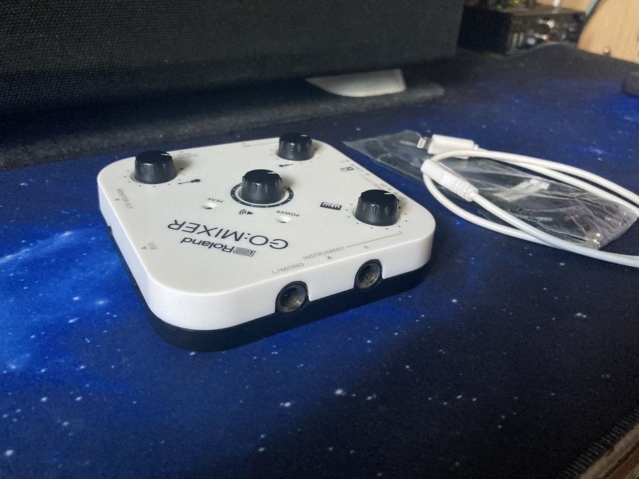 Микшер для смартфона Roland Go Mixer