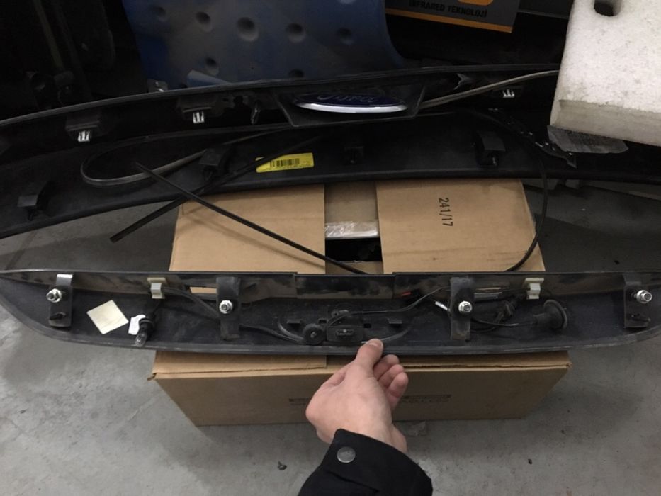 Накладка с подсветкой номер Ford Escape Kuga Форд Эскейп Куга