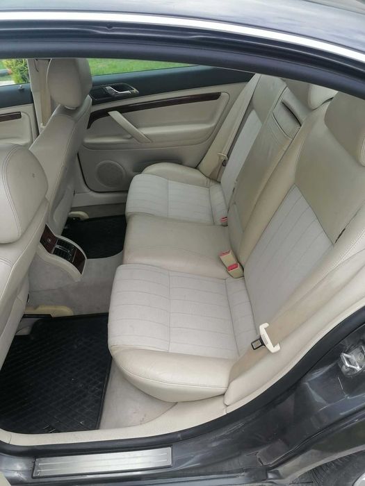 Sprzedam samochód skoda