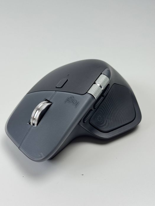 Бездротова оптична миша Logitech MX Master 4 Black - Bluetooth / USB-приймач, додаткове бічне коліщатко прокручування, підключення до 3 пристроїв