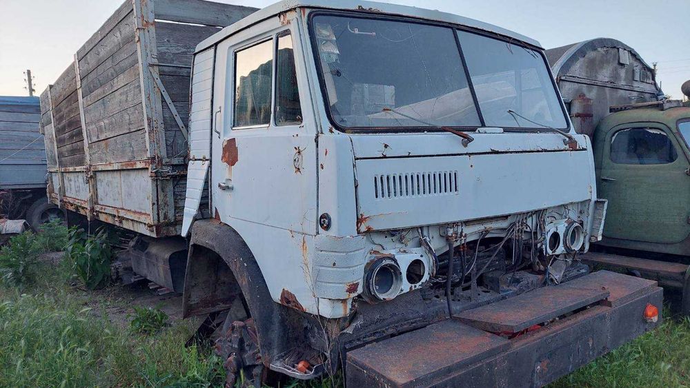 Продам Камаз 53212