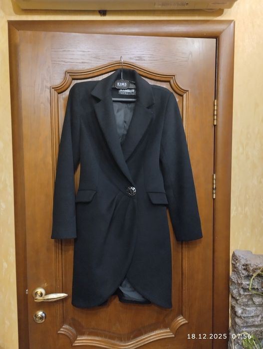 Пальто женское,44