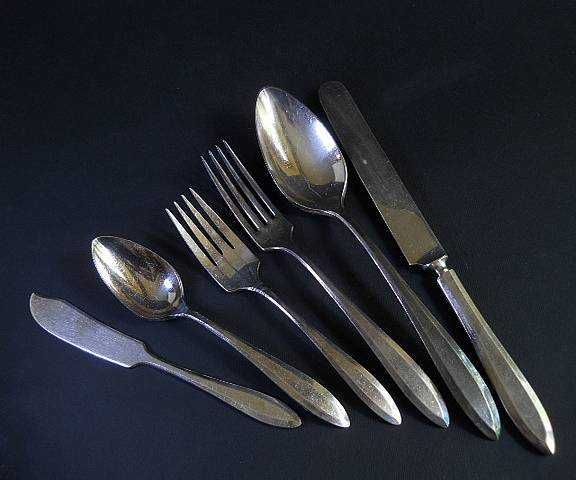 Мельхиоровый старинный набор