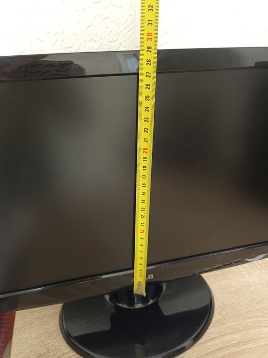 Монітор для ПК - LG чудовий стан