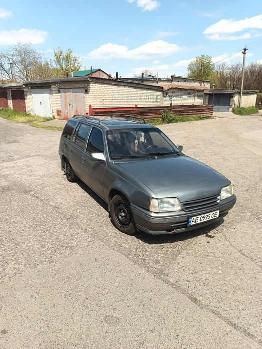 Продам Опель Кадет універсал