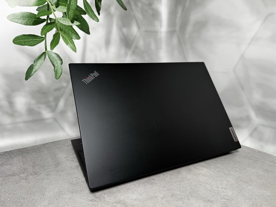 GTX 1050 3GB/32GB / 512GB SSD/ Lenovo ThinkPad T15p /6 ядер/ i7-10750H / 15.6" Full HD IPS