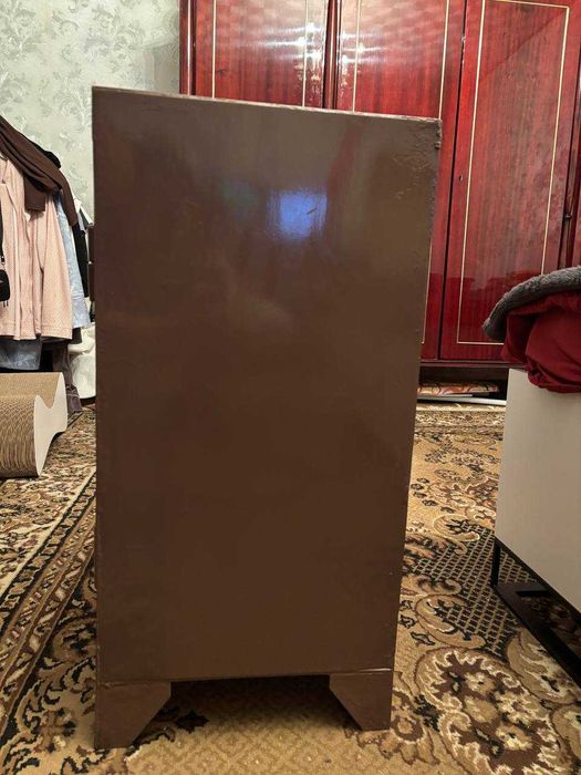 Сейф металлический