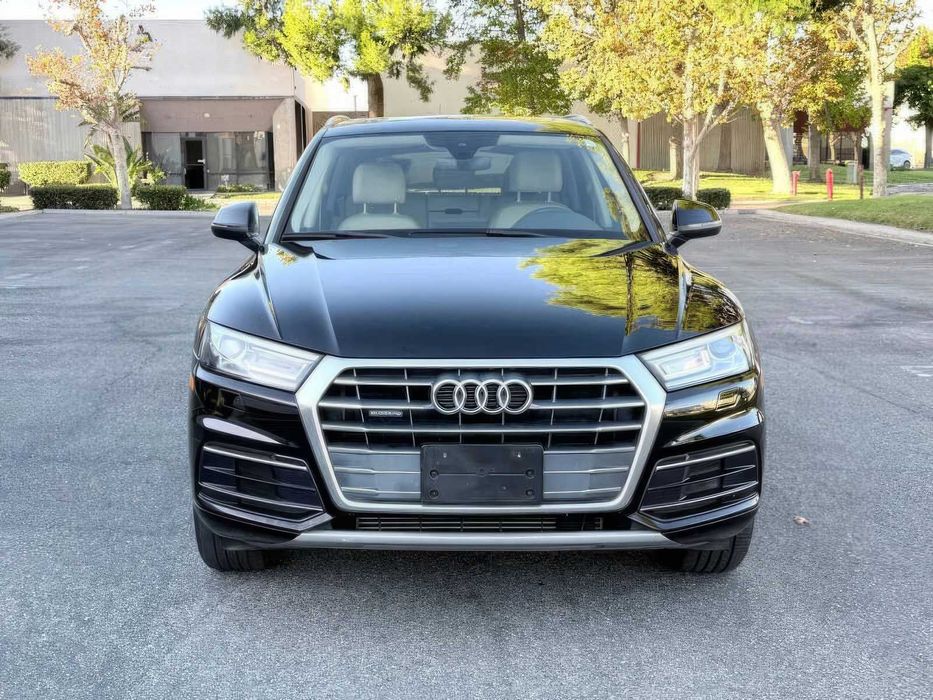Audi Q5      2018