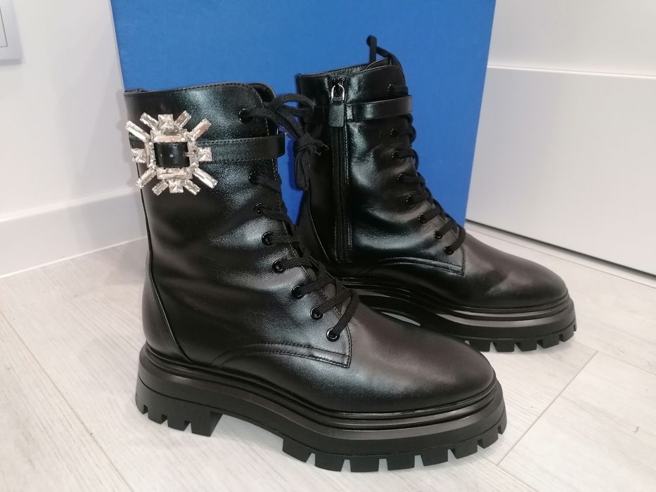 Botki skórzane na obcasie STUART WEITZMAN R.38,5 Orginał Hiszpania