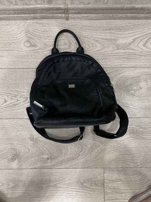 Продам рюкзак черный