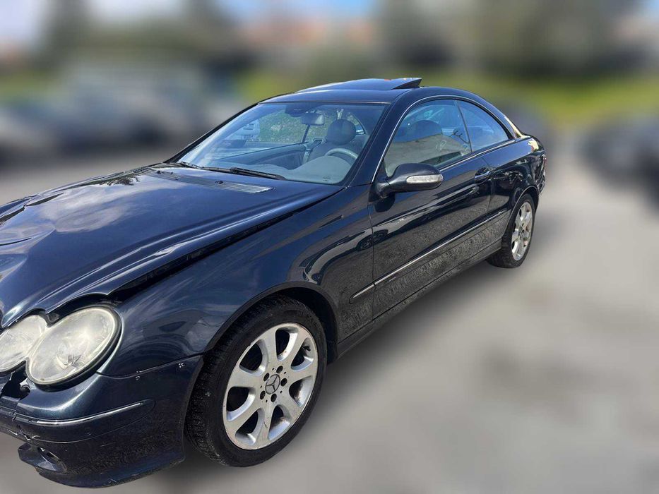 MERCEDES-BENZ (W209) CLK 200 Kompressor Avantgarde de 2002 Salvado