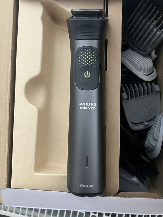 Новий оригінальний Тример Philips 9000 серії.  Модель MG 9525/40.
