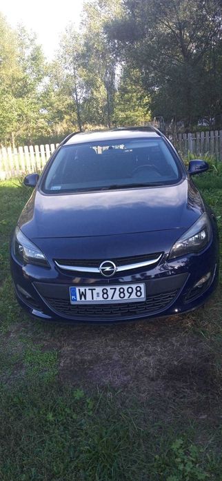 Sprzedam Opel astra J 2013