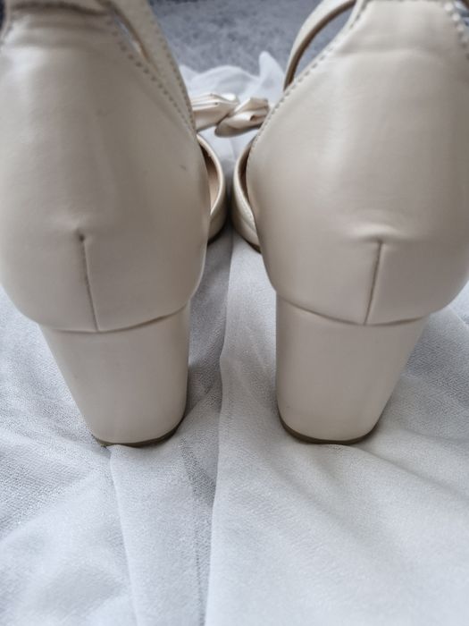 Buty ślubne rozm.40