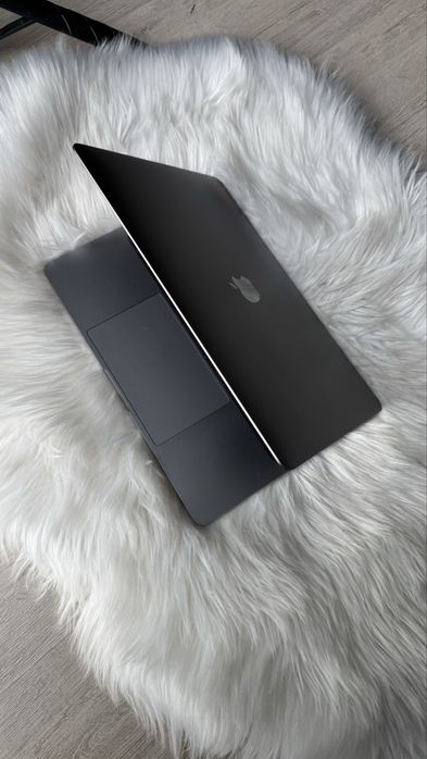 MacBook Pro 2017, 13 дюймов