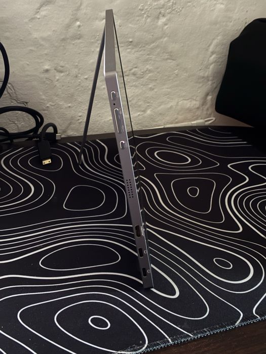Monitor Portatil OLED 13,3 “