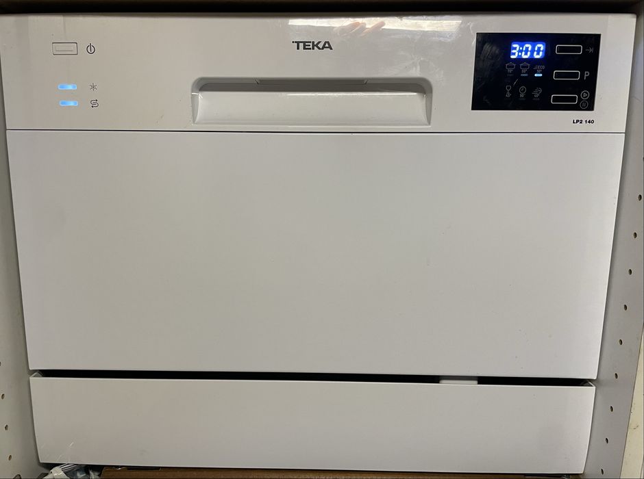 Máquina Lavar Louça (Compacta) Teka Lp2 140