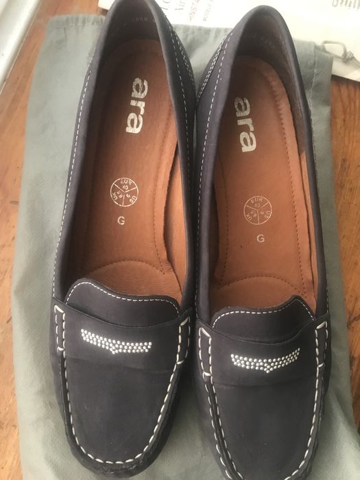 Продаю жеские туфли