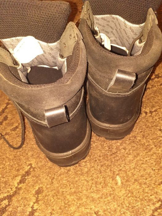 Берці шкіряні нові