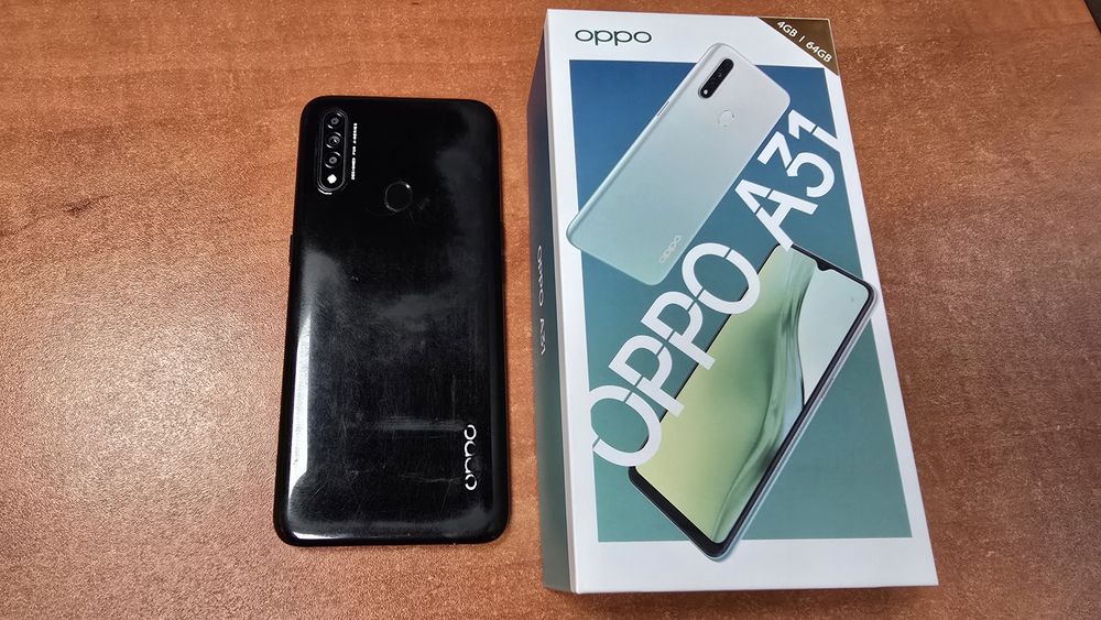 Oppo A31 Dual Sim 64GB/4GB RAM czarny, stan bdb