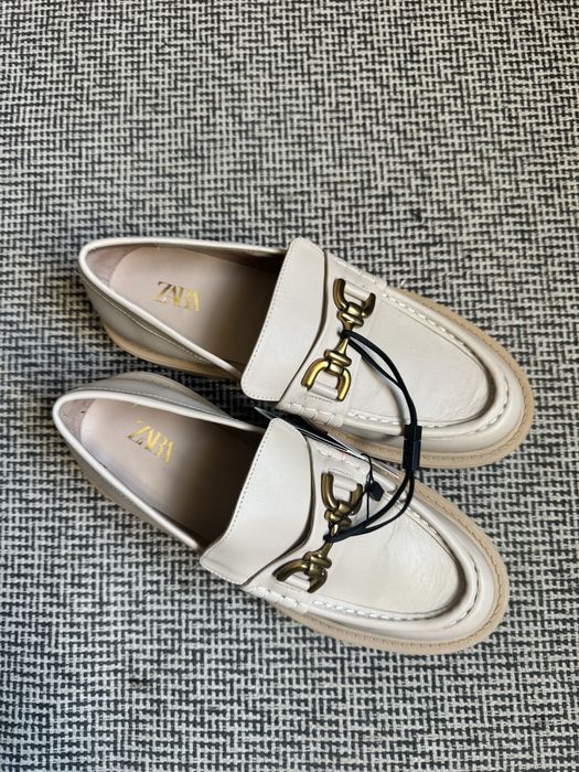 Нові шкіряні лофери туфлі Zara 38 розмір