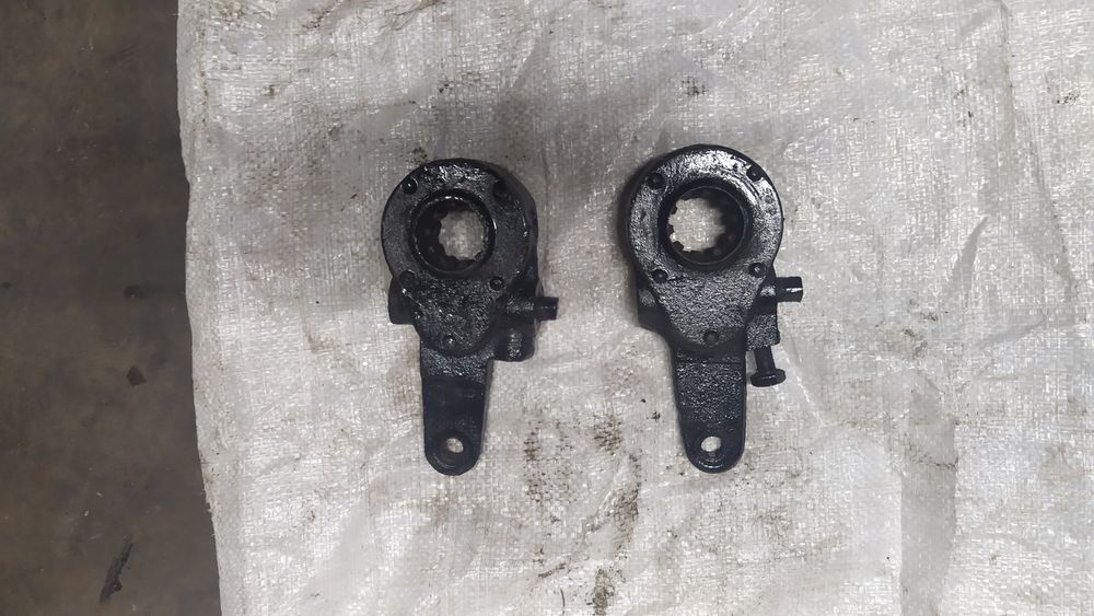 Продам тресчітки ЗИЛ 131