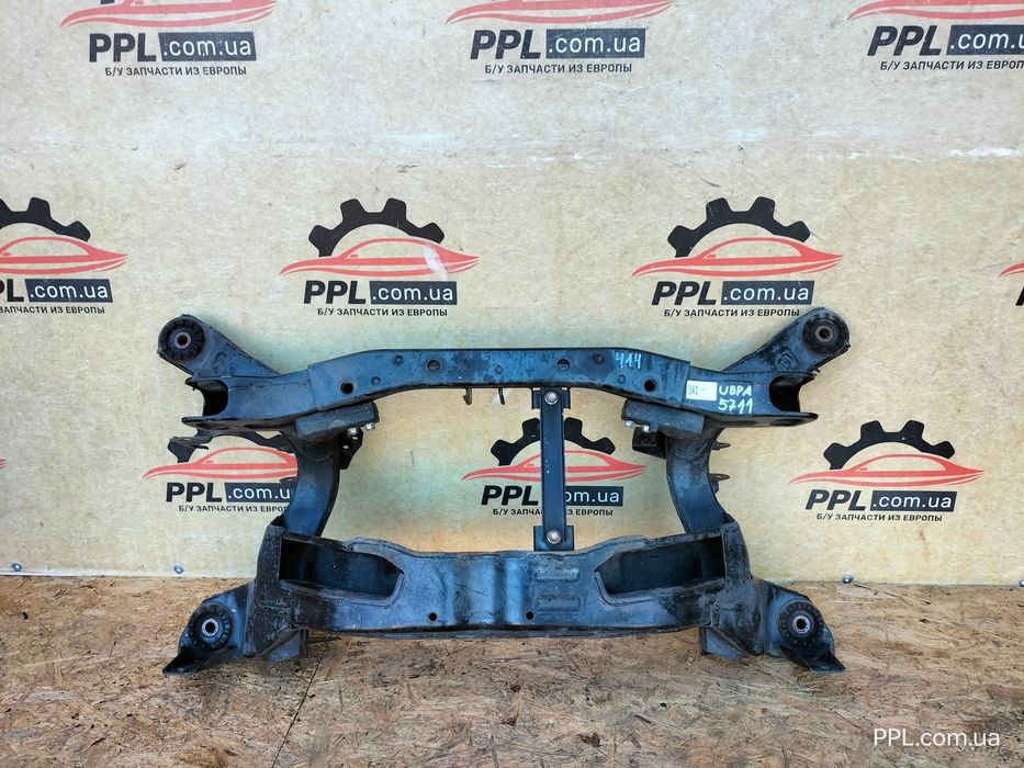 Mitsubishi Outlander III 2015- PHEV задняя балка подрамник 4x4