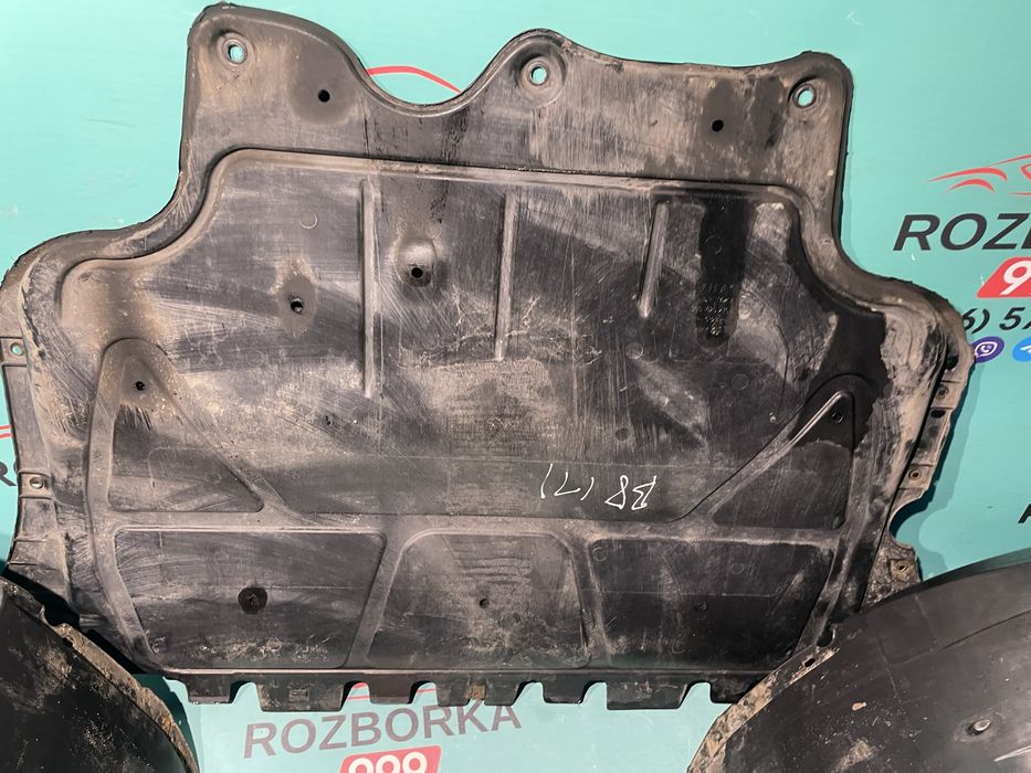 Підкрилок захист двигуна vw passat B8 підкрильники Пассат Б8