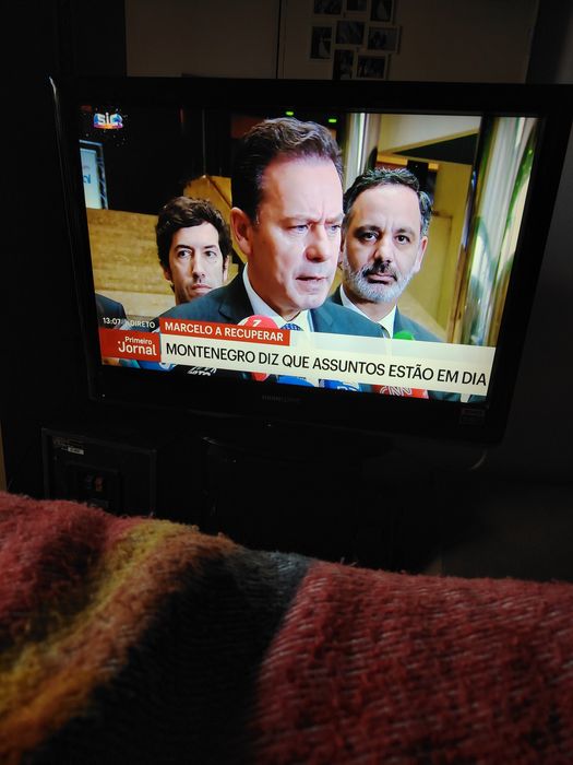 TV HDMI Hannspree 82 centímetros