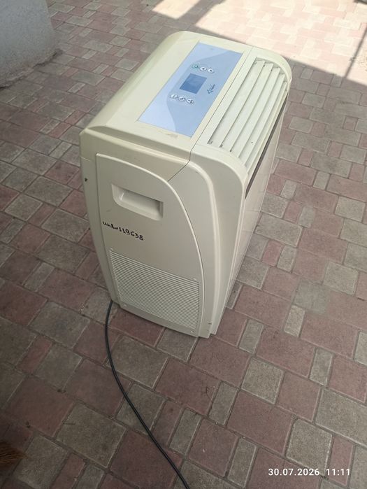 Продам мобільний кондиціонер.