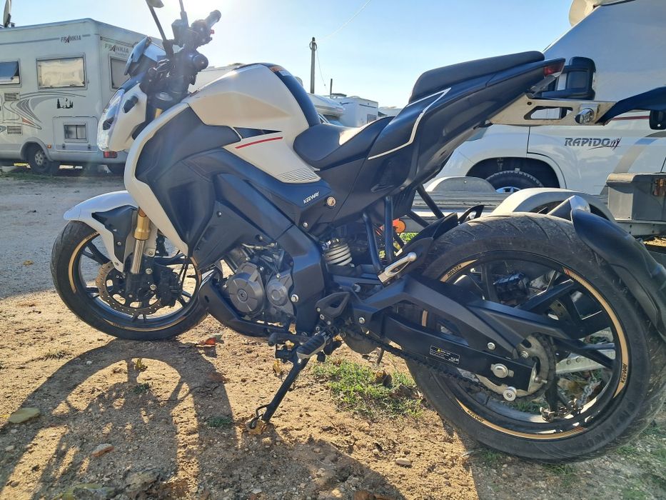 Troco ou vendo moto 125 RKF