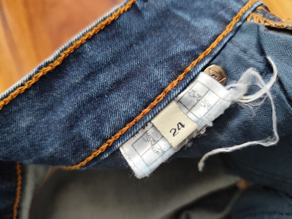 GUESS Dżinsy damskie rozm.24.Oryginał. OKAZJA!!!