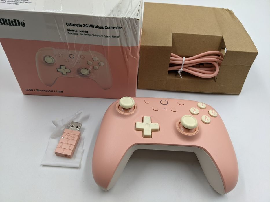 Kontroler 8BitDo Ultimate PC 2C Wired Pad Peach