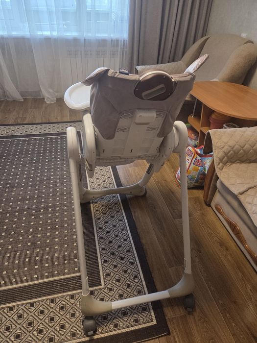 Стільчик для годування Chicco Polly 2 Start, 4-х колісний