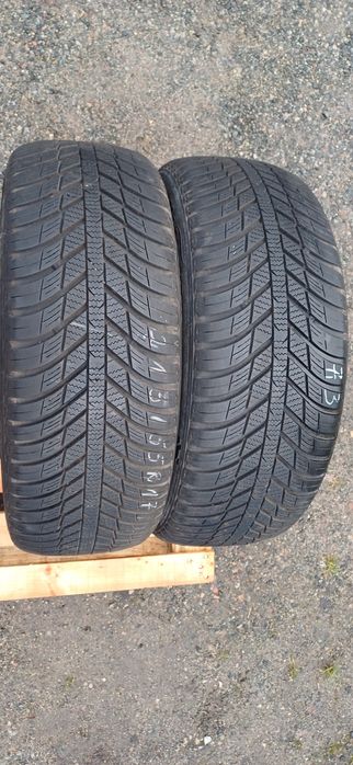 215/55R17 98V NEXEN , dwie opony wielosezonowe.