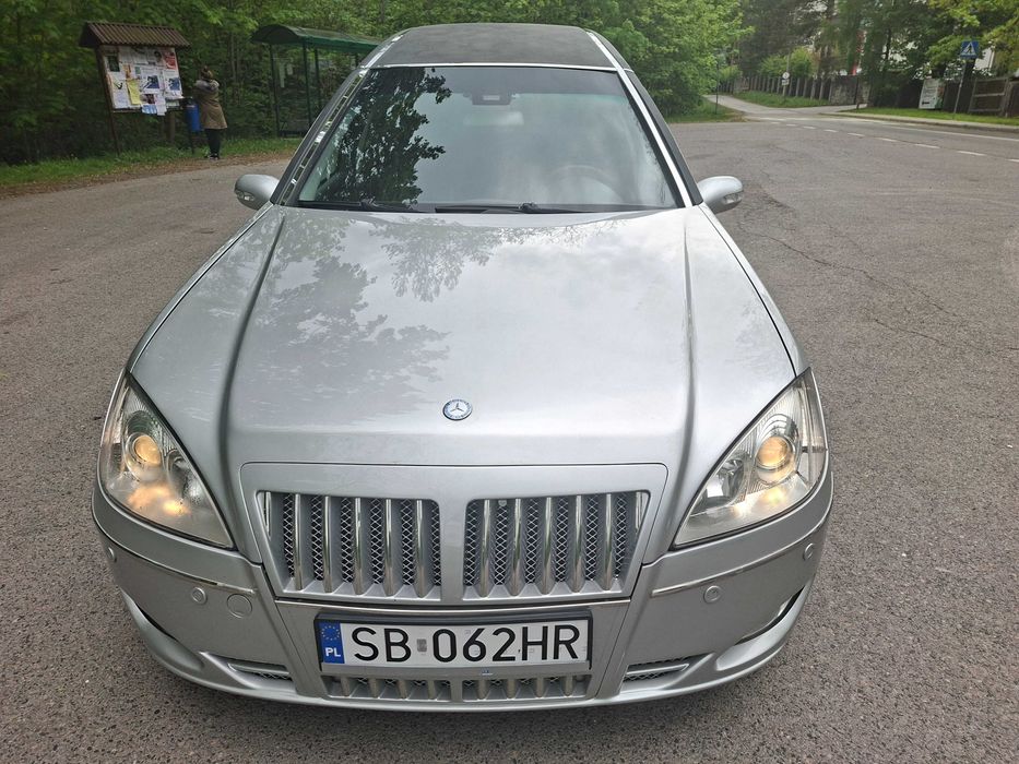 Karawan pogrzebowy Mercedes Benz