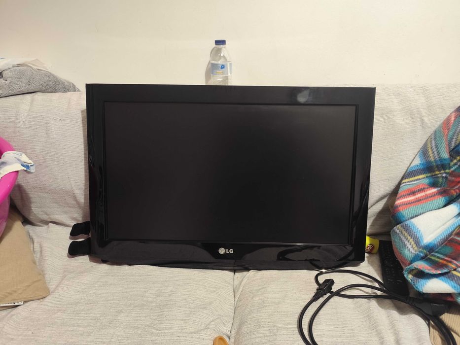 TV LG 32'' – Funciona Perfeitamente (sem base)