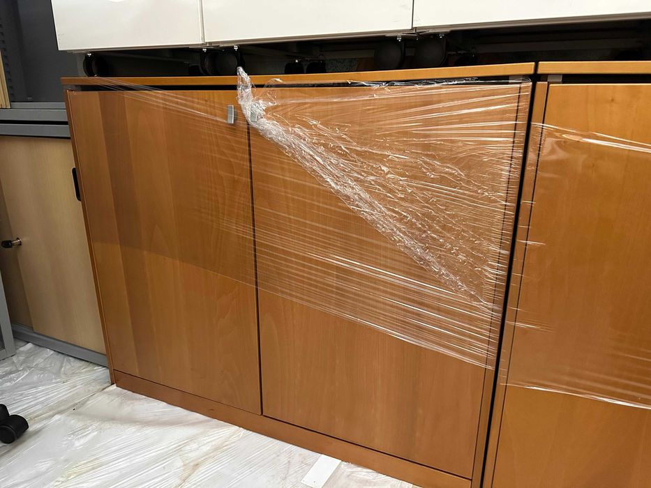 Armário baixo de nogueira  CEO