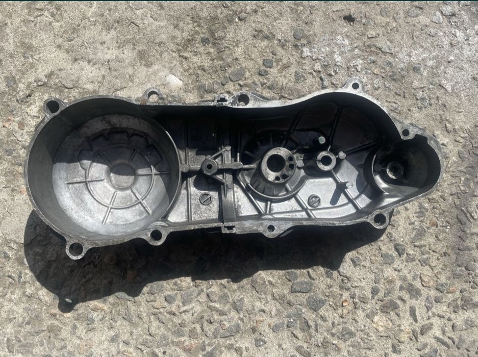 Кришка варіатора на Honda tact, Dio