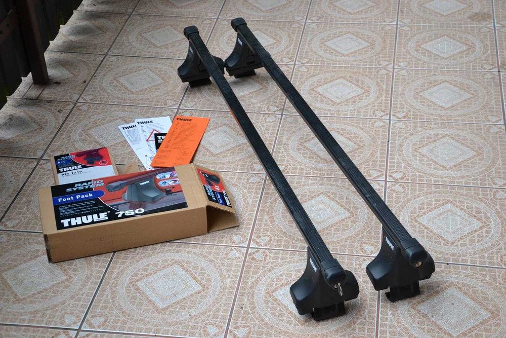 Hyundai i10 THULE Bagaznik dachowy,Belki bazowe,Relingi