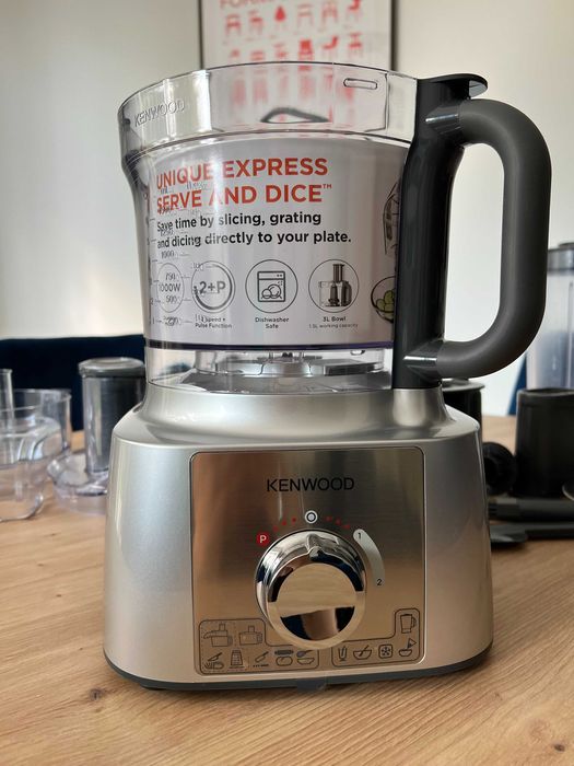 Blender+robot kuchenny - Kenwood Multipro Express FDP65.820SI