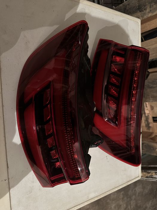 Фонарь правый R Audi a4 b9 Европа