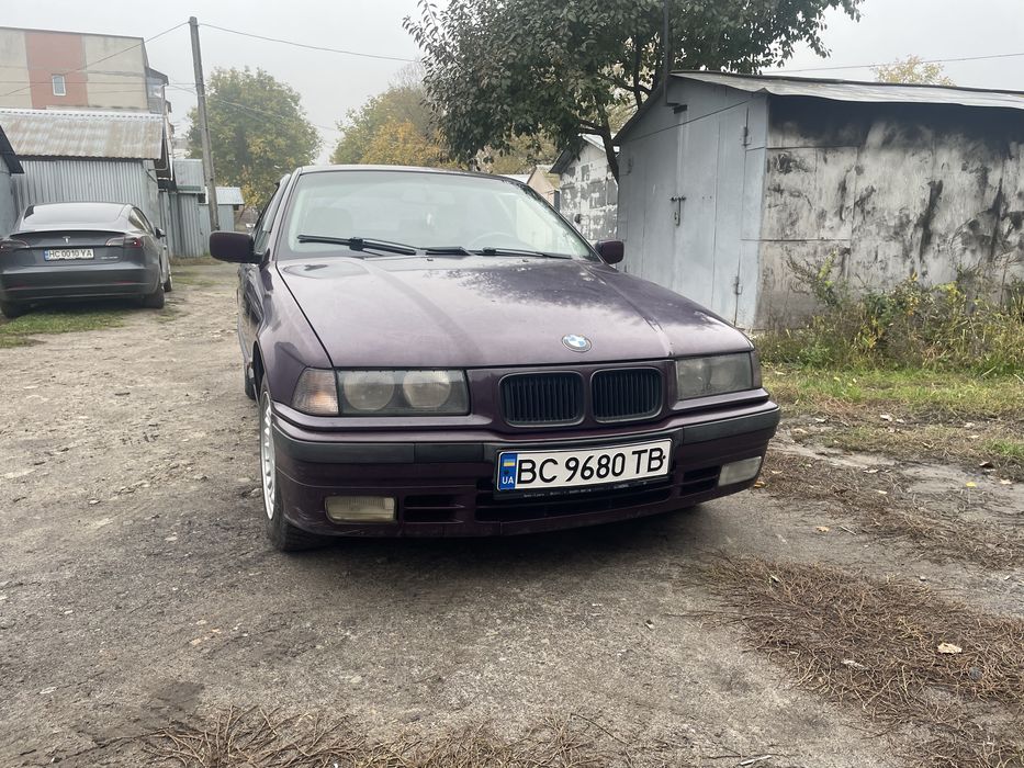 Легенда Бмв 3 в сімі багато років