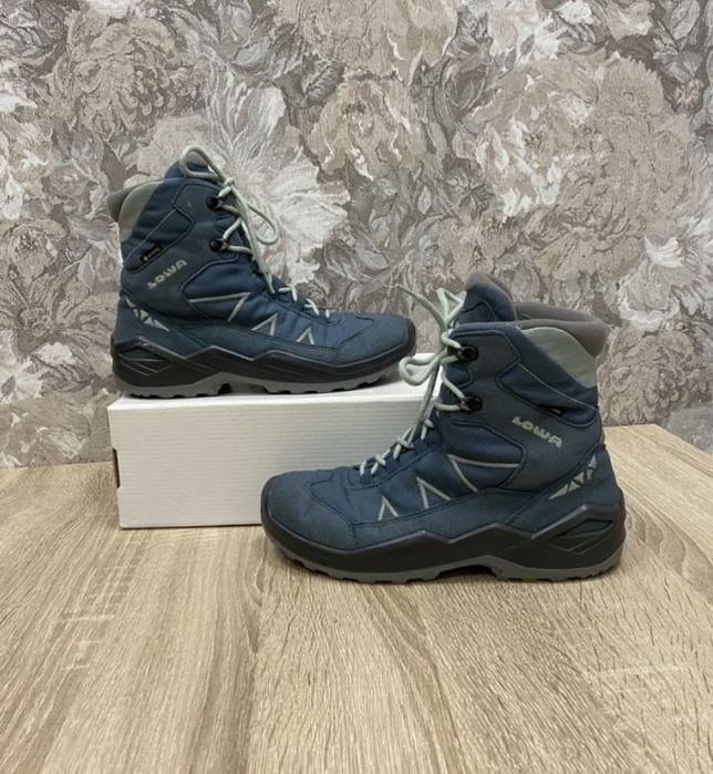 Lowa gore- tex зимові черевики ботінки кросівки сапожки